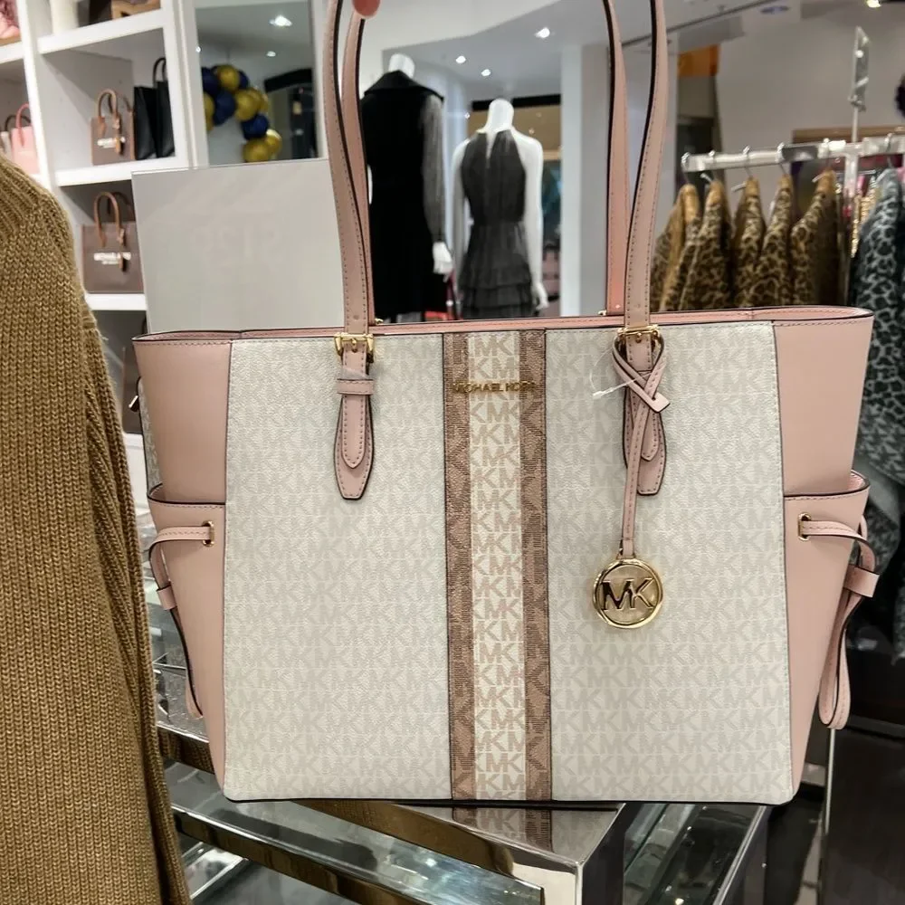 BUNDLE Michael Kors Gilly Large Drawstring Travel Tote Shoulder PwD Blush Wallet - Picture 2 of 16